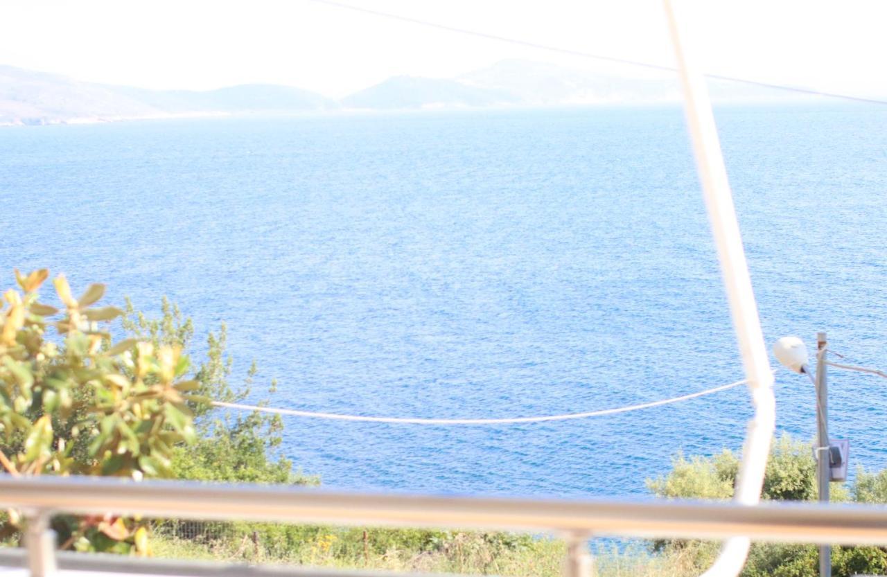 Apartments Vila Roboci Sarandë エクステリア 写真