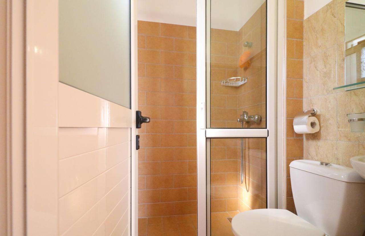 Apartments Vila Roboci Sarandë エクステリア 写真