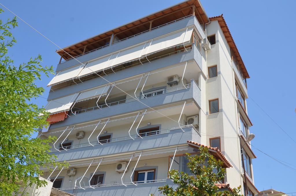Apartments Vila Roboci Sarandë エクステリア 写真